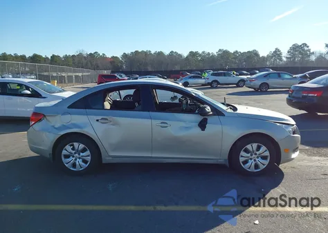 2014 Chevrolet Cruze Ls Auto из США, поврежденный, VIN 1G1PA5SG0E7469339